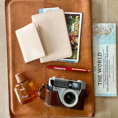 The Dealer Wallet - Undyed Natural