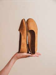 Babet - Caramel Suede (Womens)