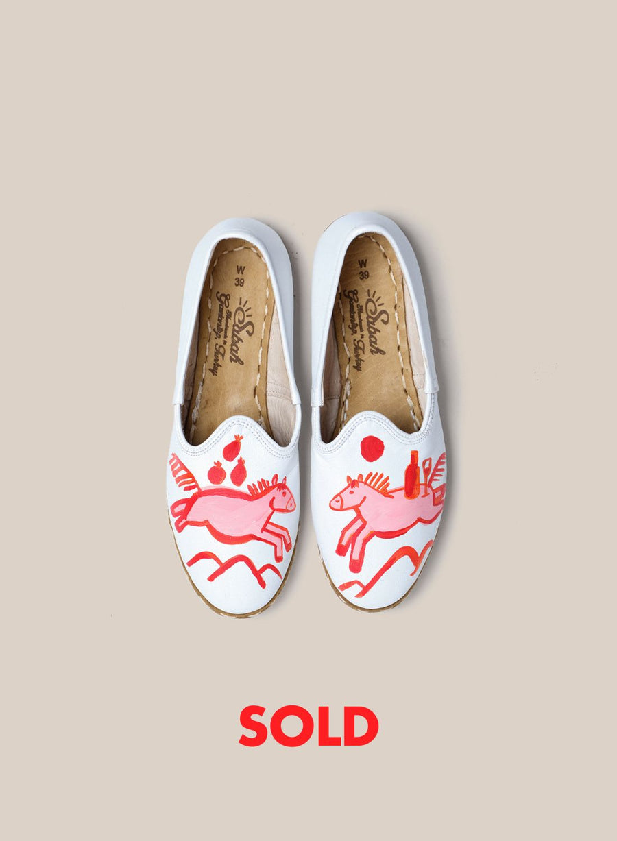 Womens 39 - White Equine