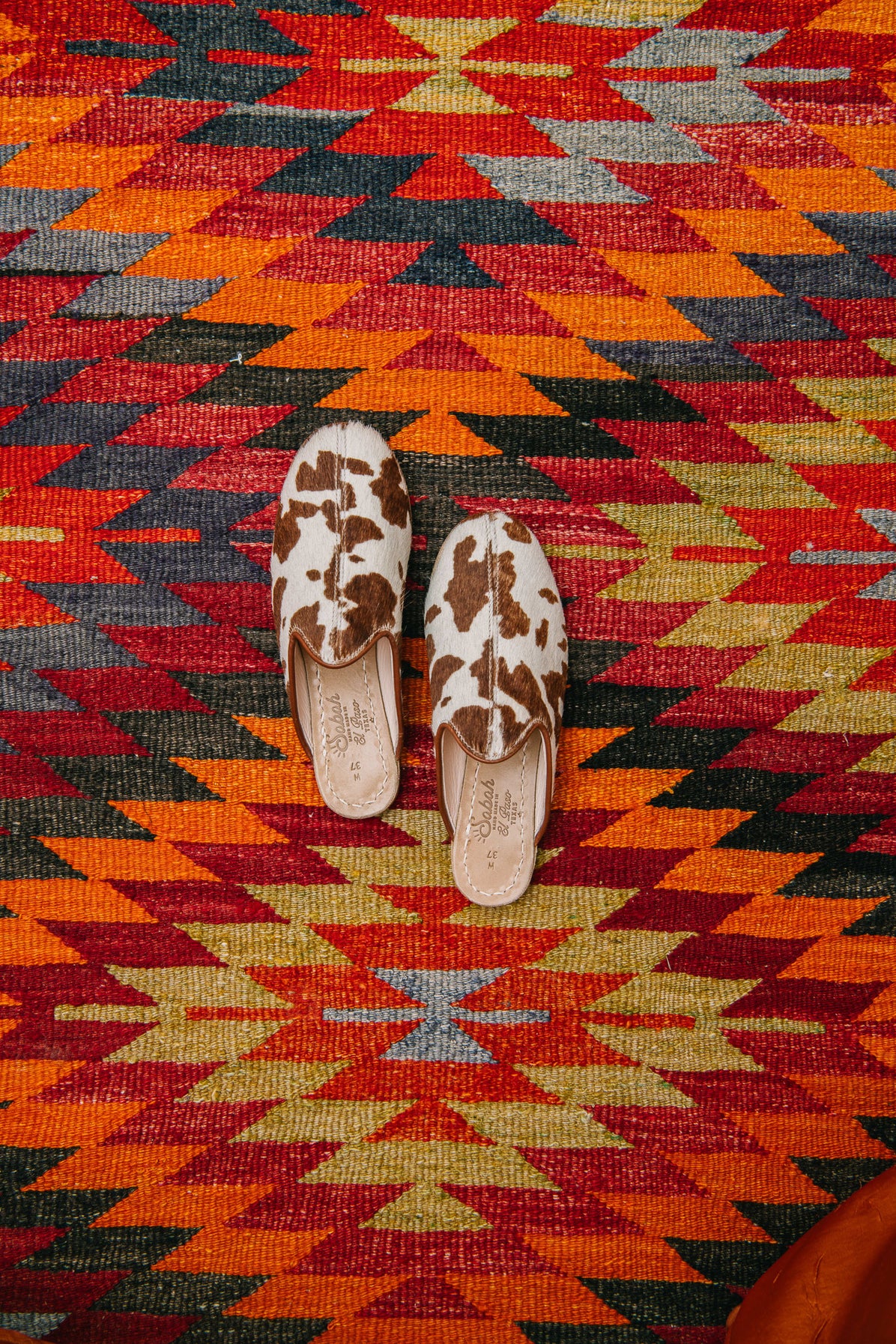 Brown Cow Baba (Womens)