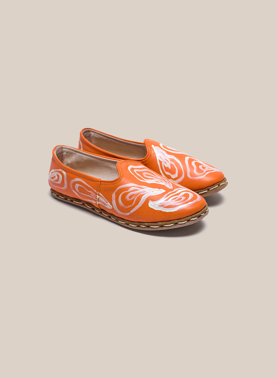 Womens 38 - Orange Oyster
