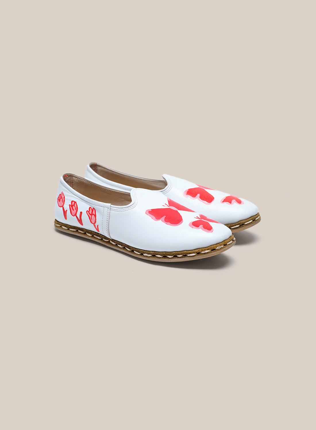 Womens 40 - White Butterfly