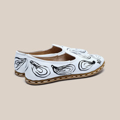 Womens 40 - White Oyster