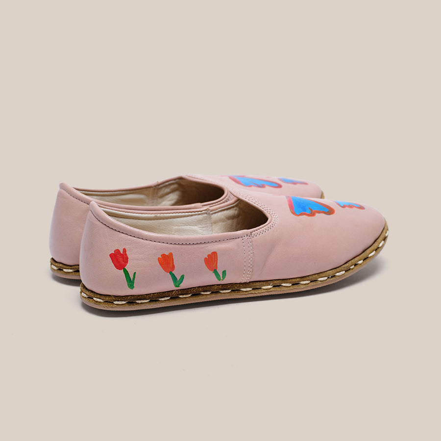 Womens 41 - Light Pink Butterfly