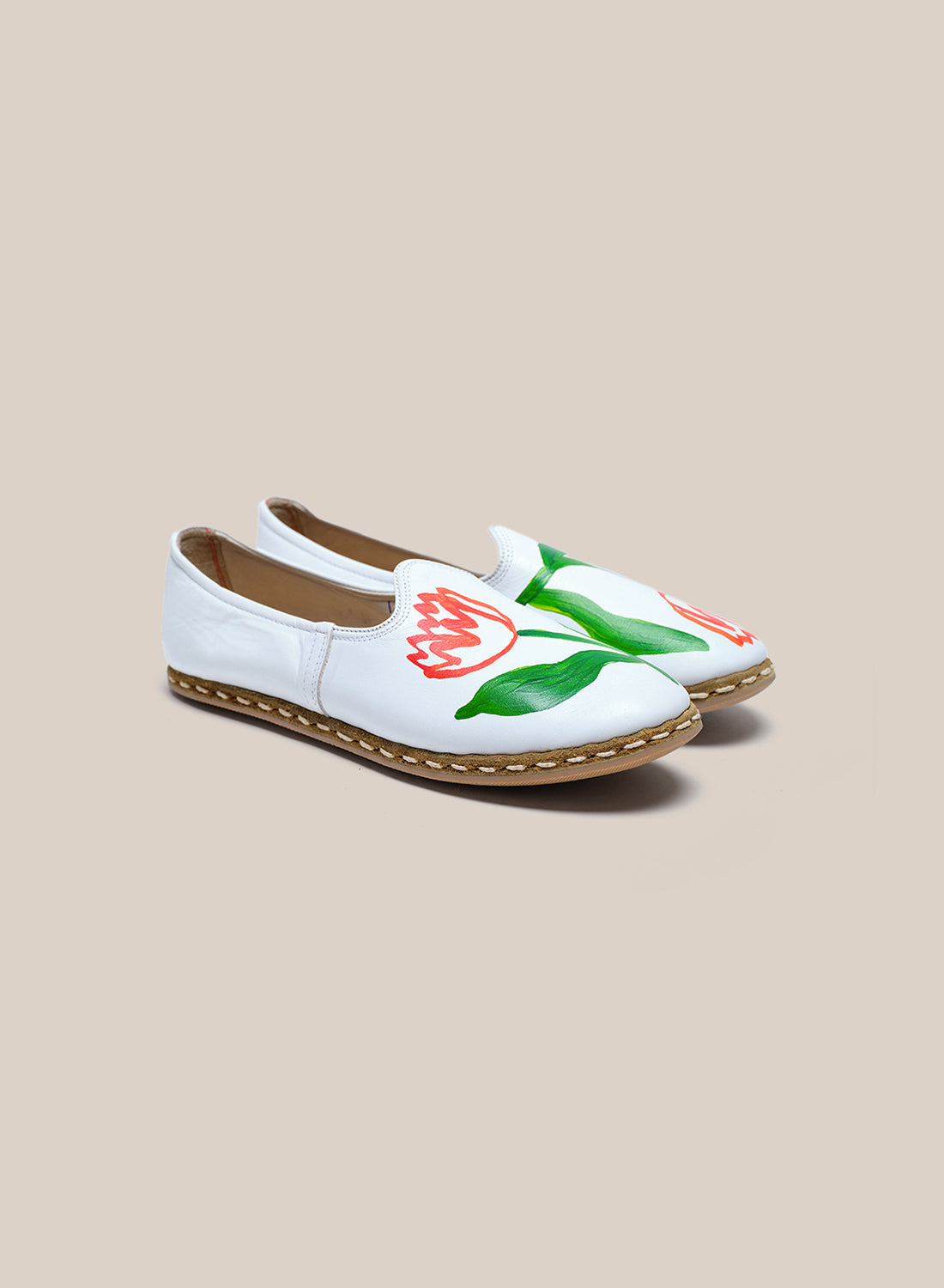 Womens 41 - White Floral