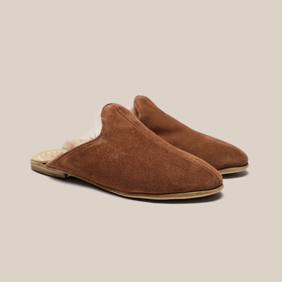 Chestnut Shearling Baba (Womens)