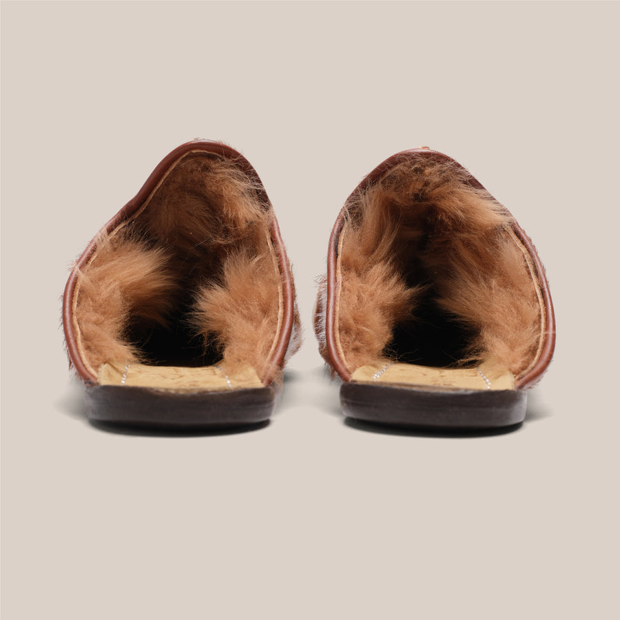 Brown Cow Shearling Baba (Womens)