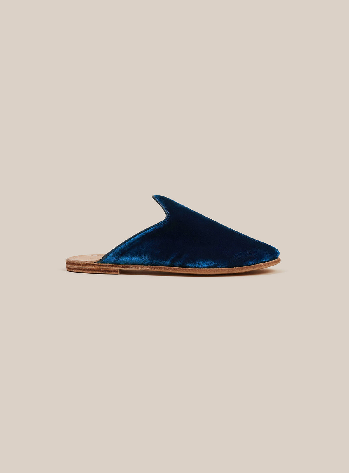 Bellagio Blue Velvet Baba (Mens)